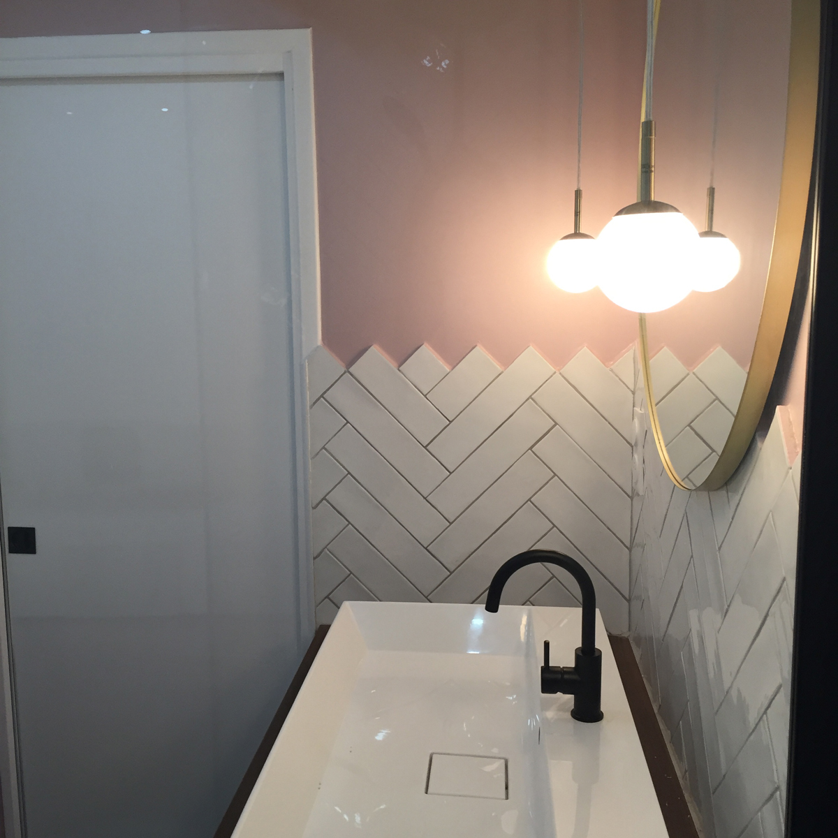 Art_Deco_renovation_salledebain_bienlocatif_ByNathalieBertaux