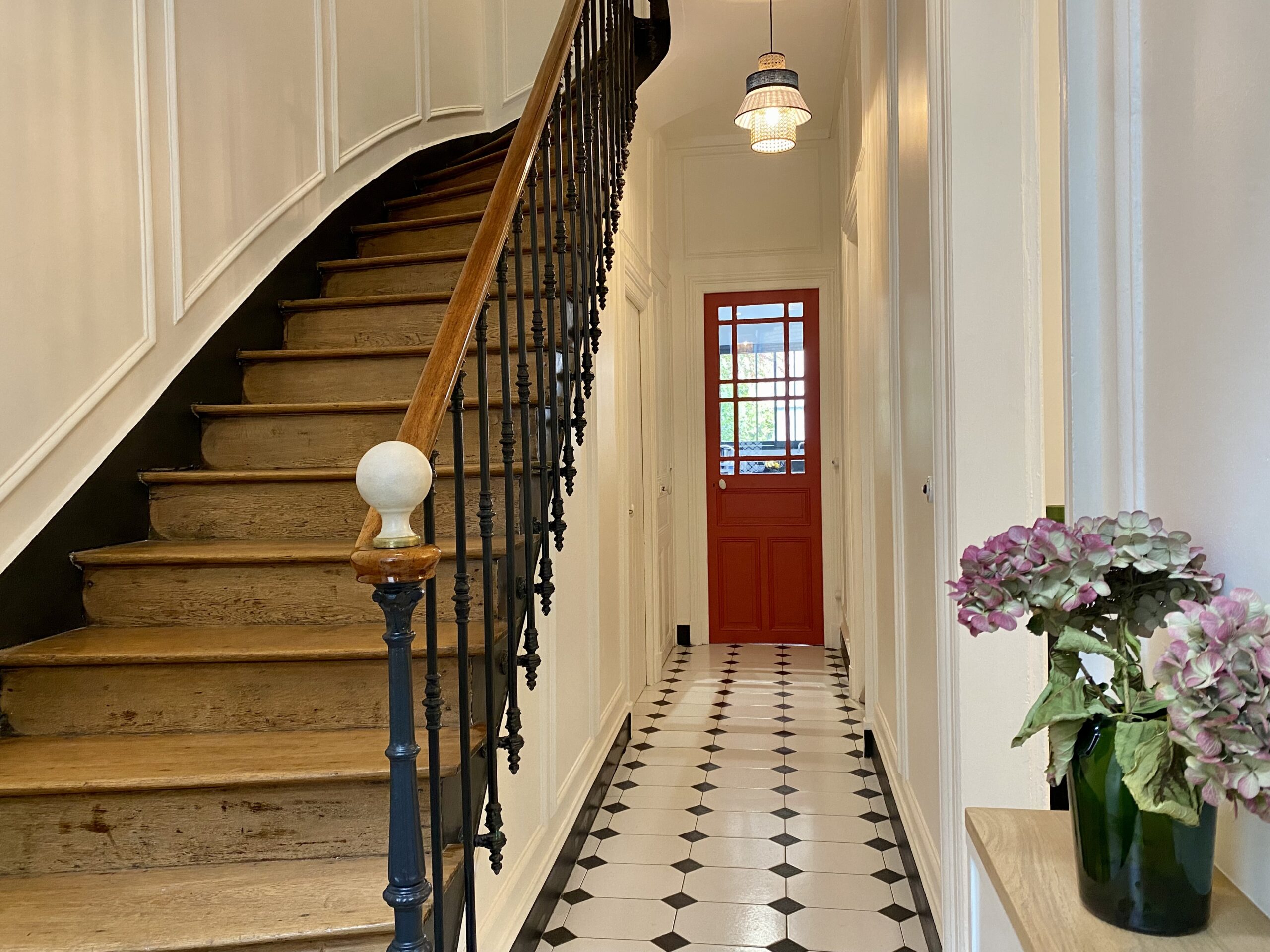 entree_escalier_carrelage_architecture